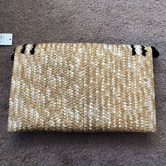 Women’s Clutch - Picture 9 of 9